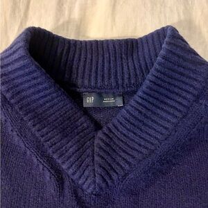 GAP SoftCash Vneck Sweater